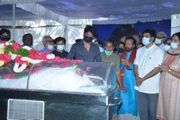 Nagarjuna Pays Condolences to Sirivennela Seetharama Sastry